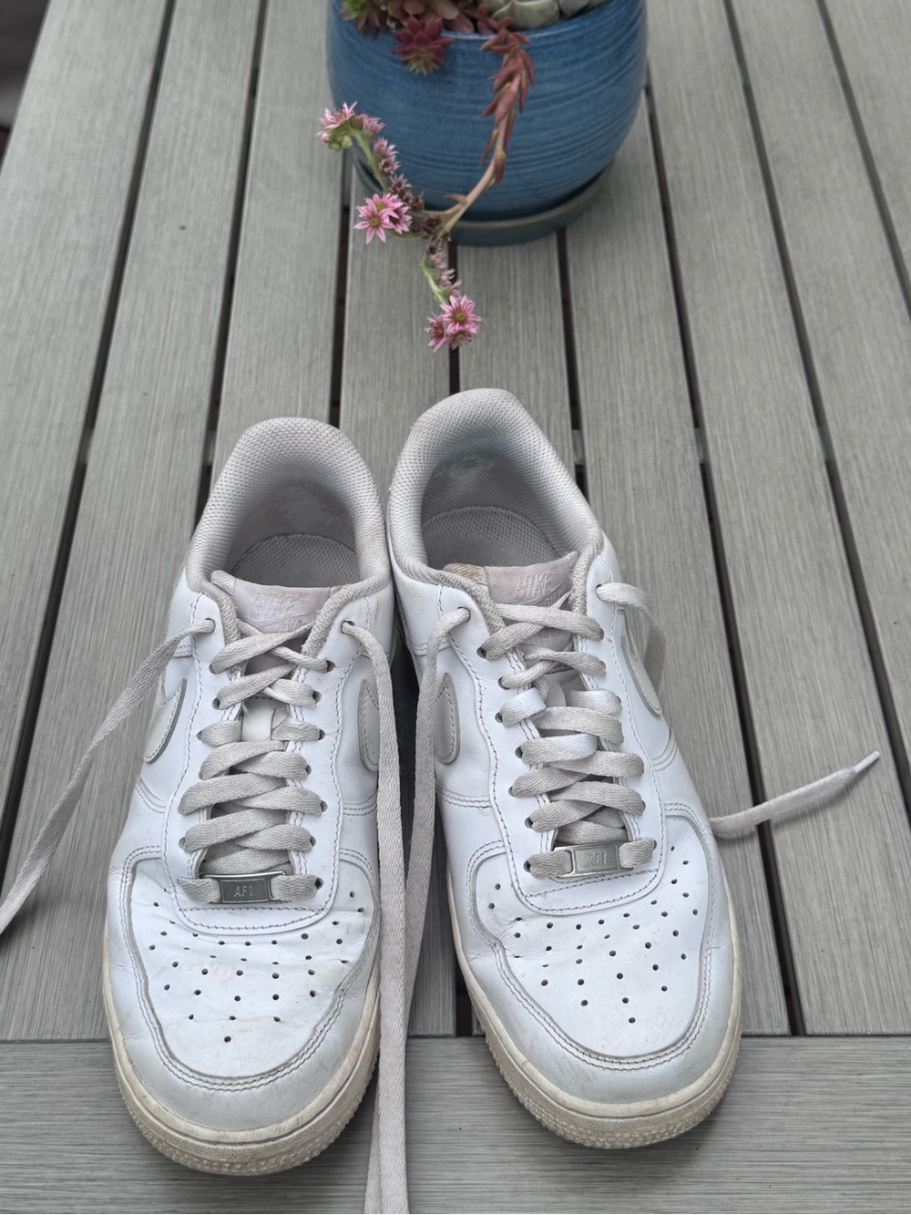 Nike AFI Low-Top Sneakers